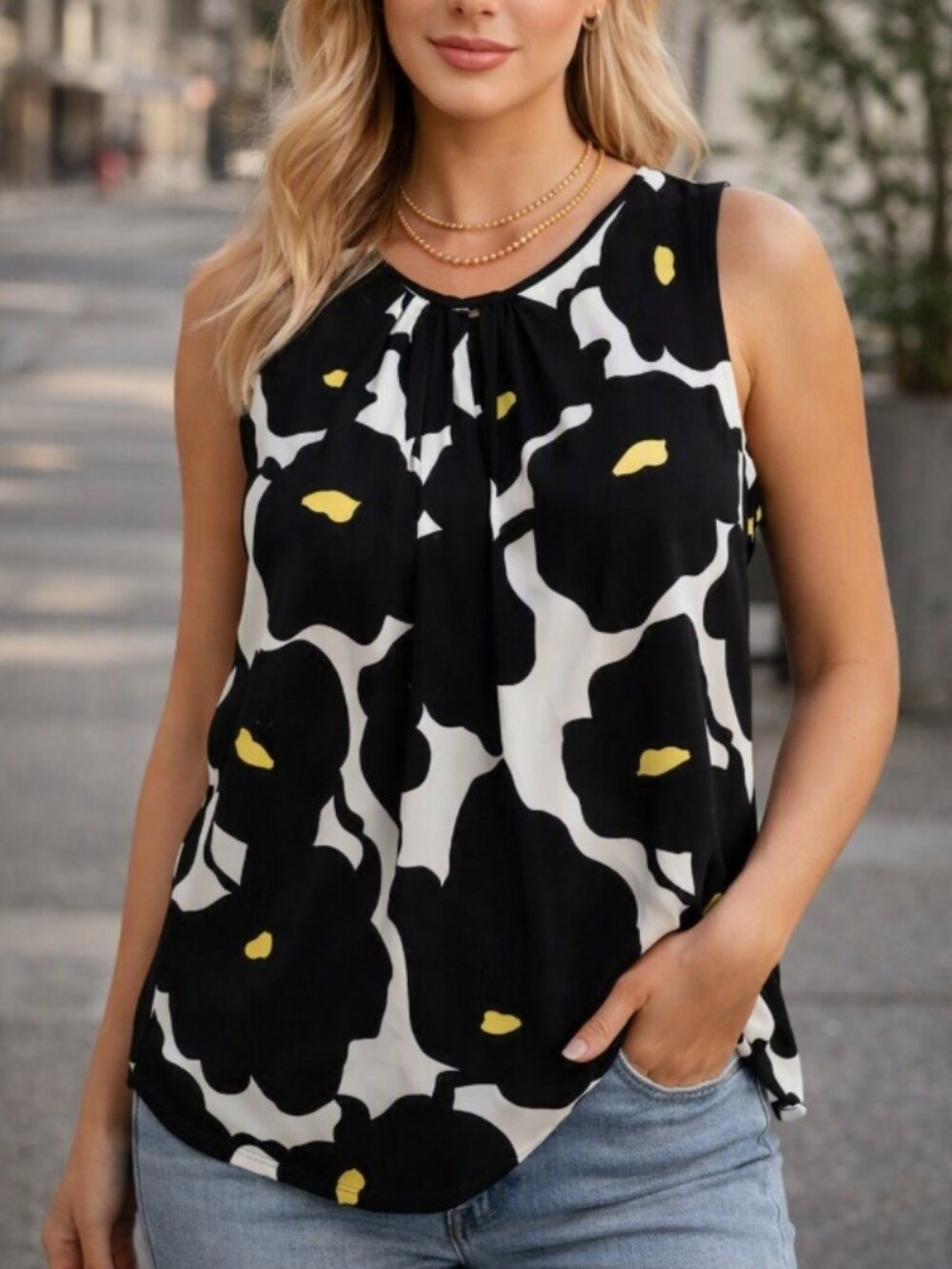 Worthington Black White Bold Floral Print Sleeveless Blouse Top M Chic Career